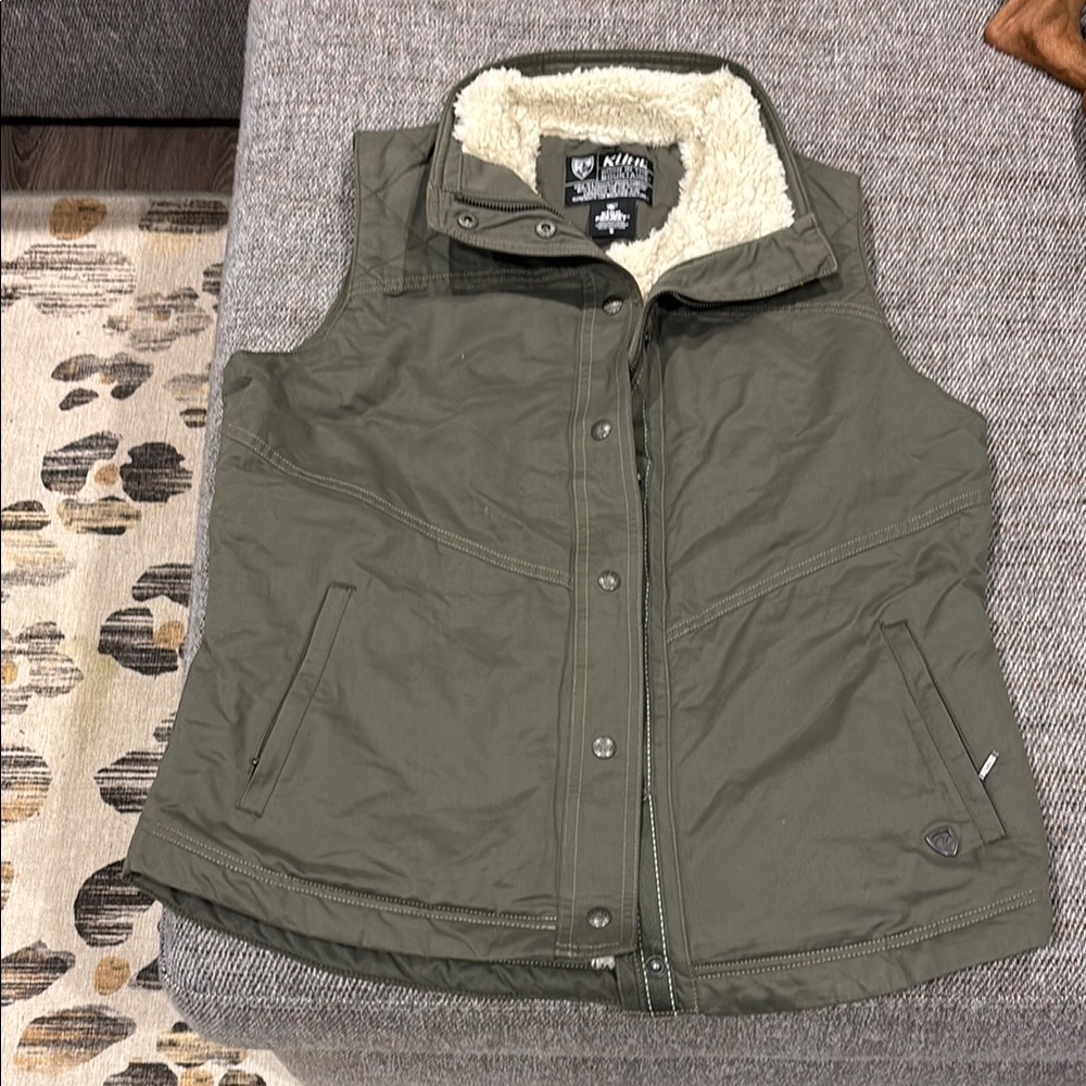 Kuhl Green Sherpa-Lined Vest